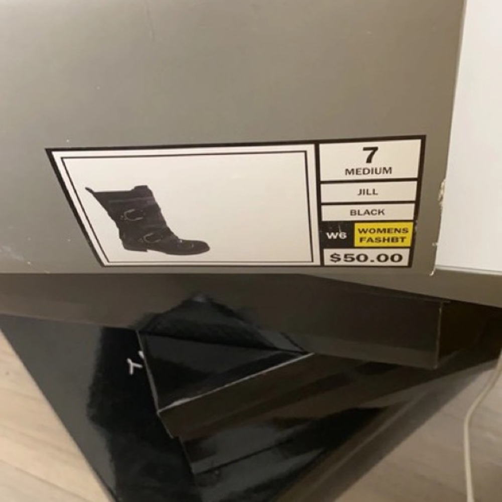 New black boots